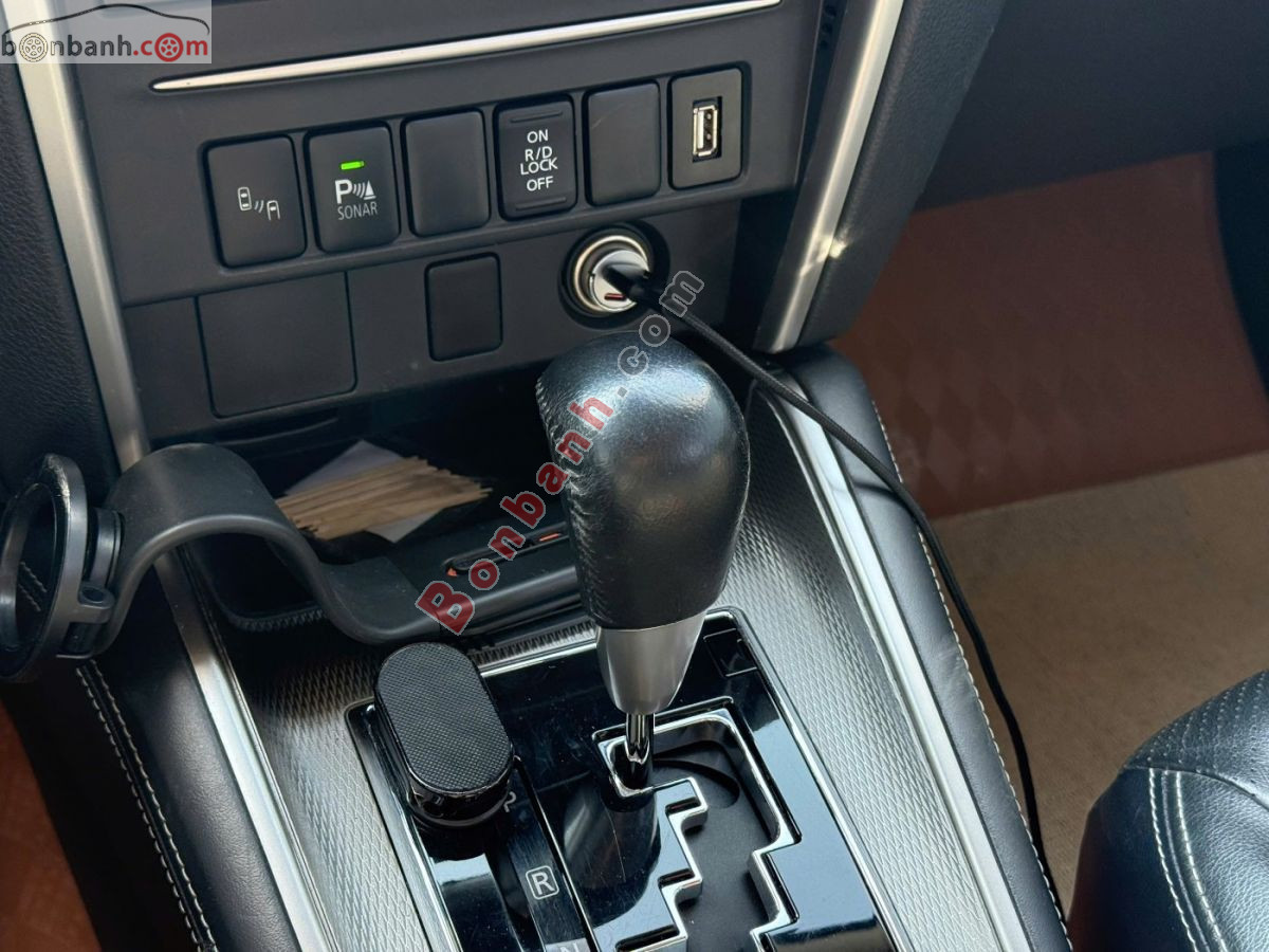 Bán ô tô Mitsubishi Triton 4x4 AT Mivec Premium - 2020 - xe cũ