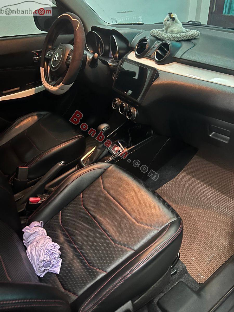Bán ô tô Suzuki Swift GLX 1.2 AT - 2020 - xe cũ