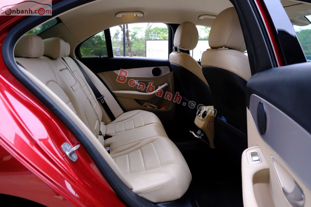 Bán ô tô Mercedes Benz C class C180 - 2020 - xe cũ