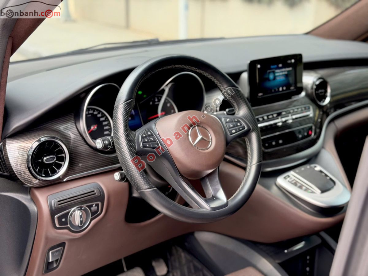 Bán ô tô Mercedes Benz V class V250 Luxury - 2022 - xe cũ