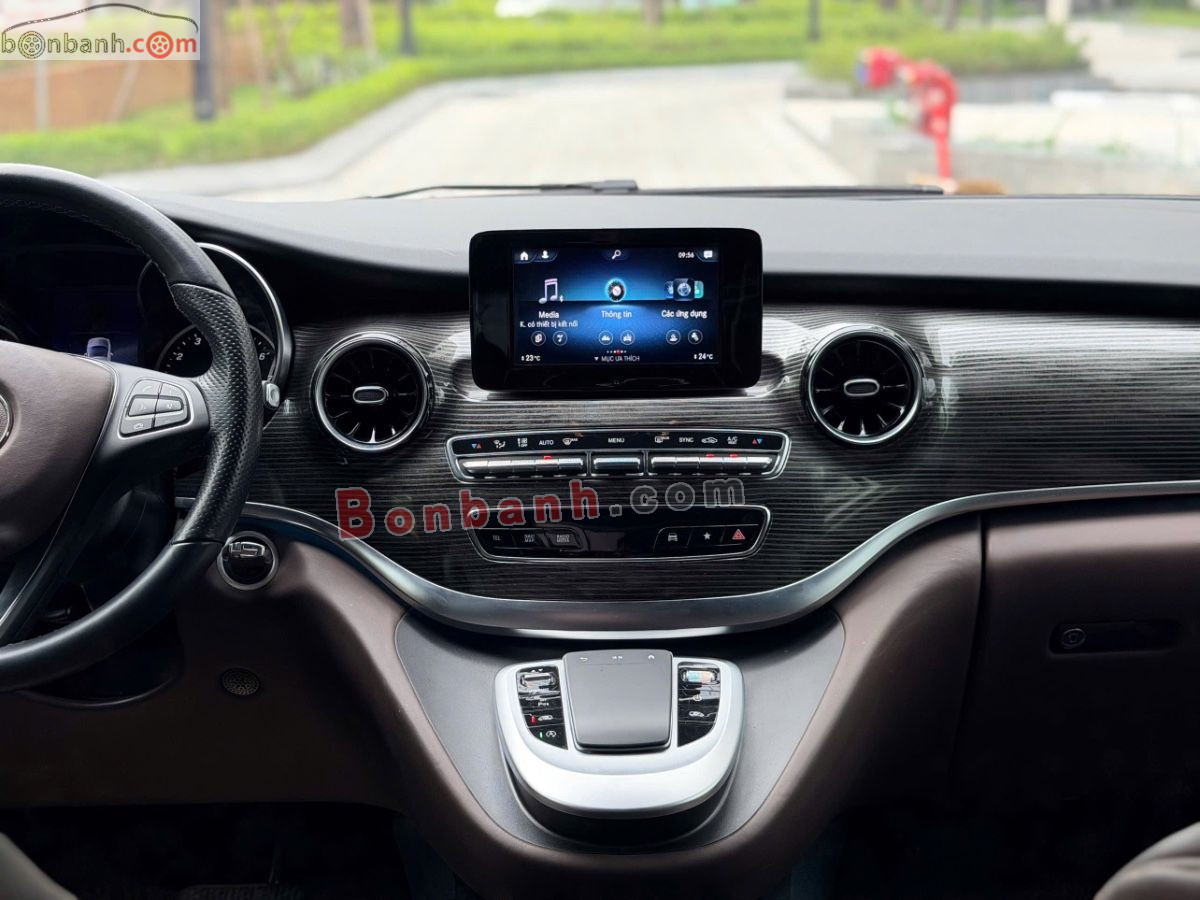 Bán ô tô Mercedes Benz V class V250 Luxury - 2022 - xe cũ