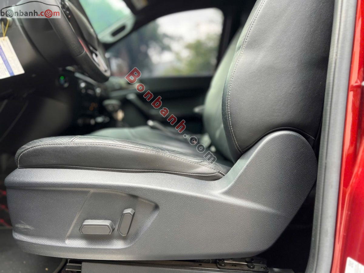 Bán ô tô Ford Everest Titanium 2.0L 4x2 AT - 2019 - xe cũ