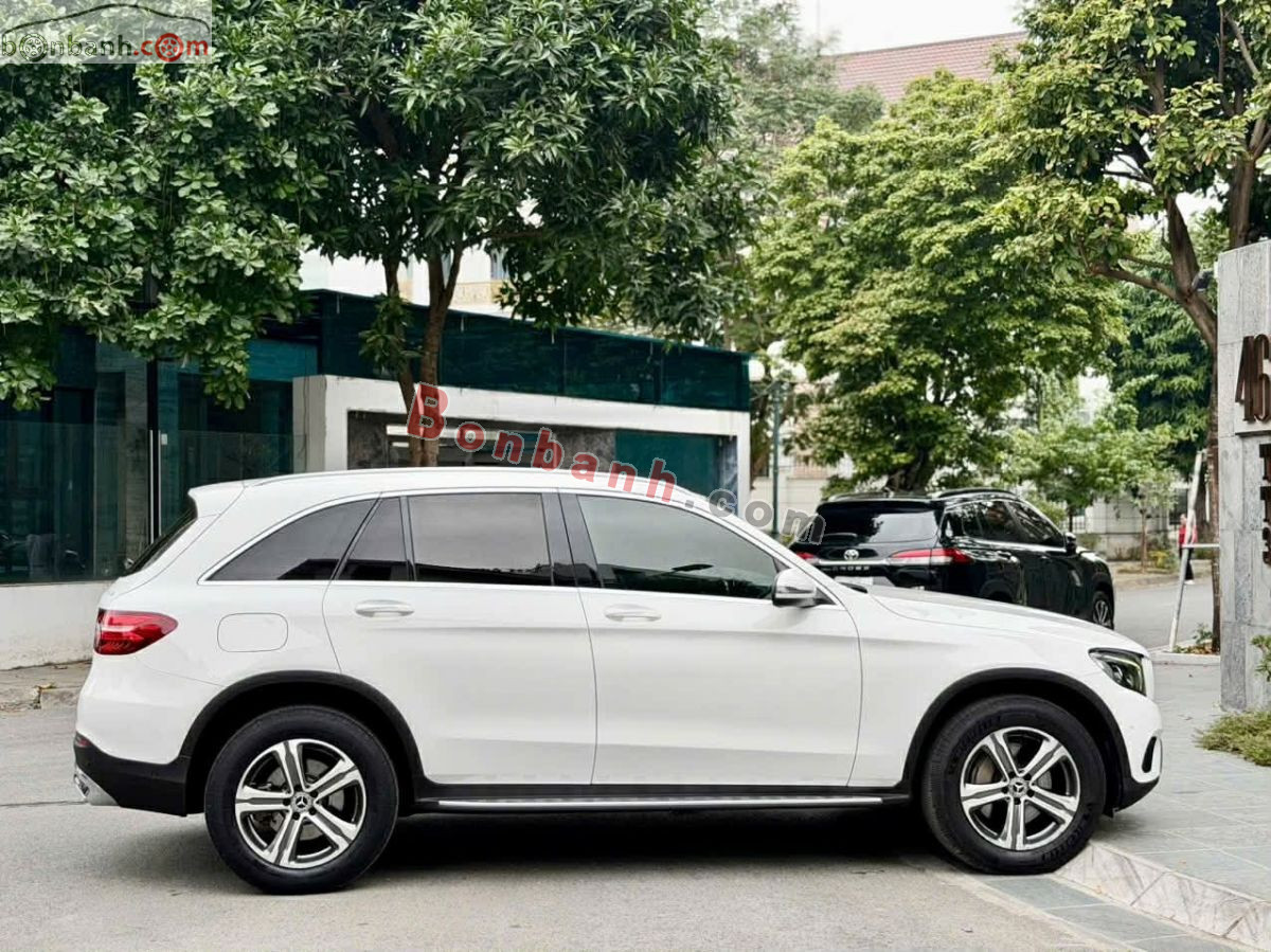 Bán ô tô Mercedes Benz GLC 250 4Matic - 2016 - xe cũ