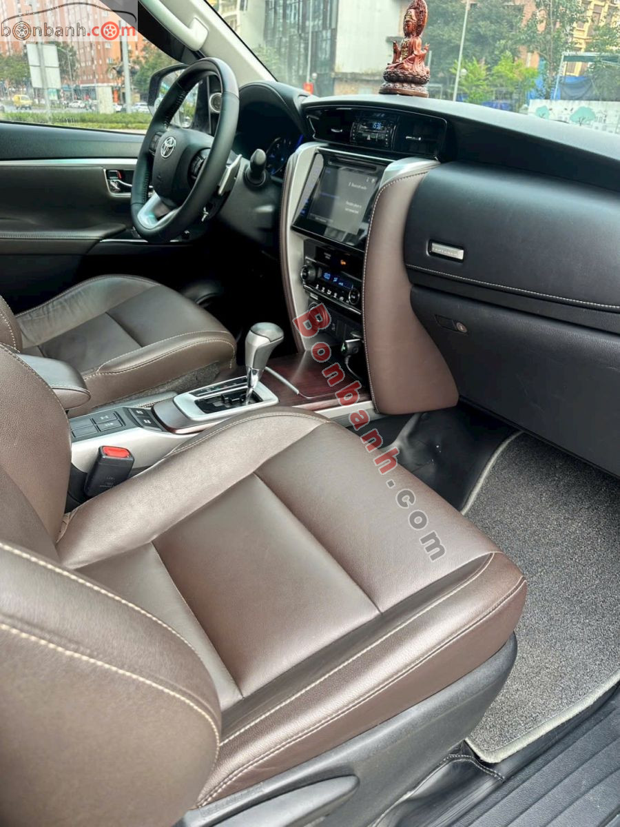 Bán ô tô Toyota Fortuner 2.8V 4x4 AT - 2019 - xe cũ