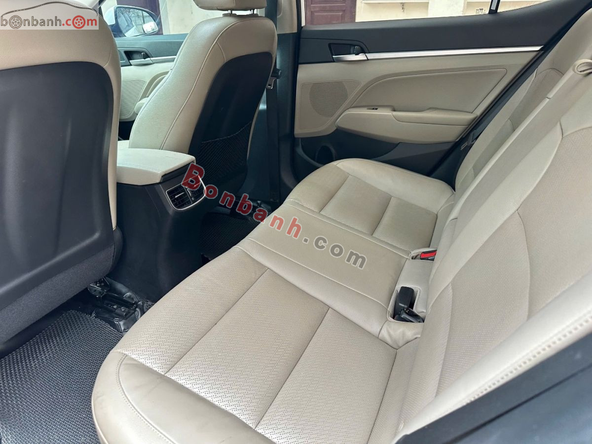 Bán ô tô Hyundai Elantra 1.6 AT - 2019 - xe cũ