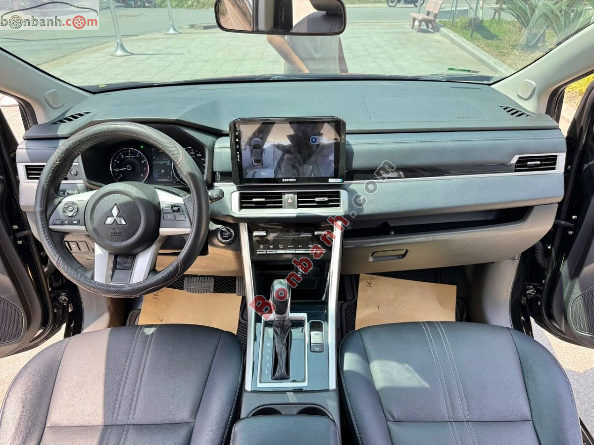 Bán ô tô Mitsubishi Xpander Cross 1.5 AT - 2022 - xe cũ