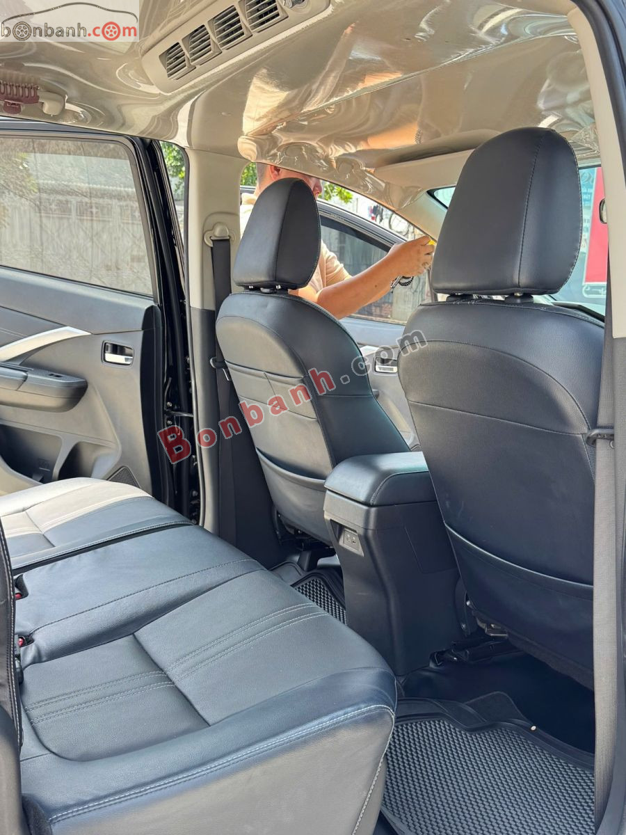 Bán ô tô Mitsubishi Xpander Cross 1.5 AT - 2022 - xe cũ