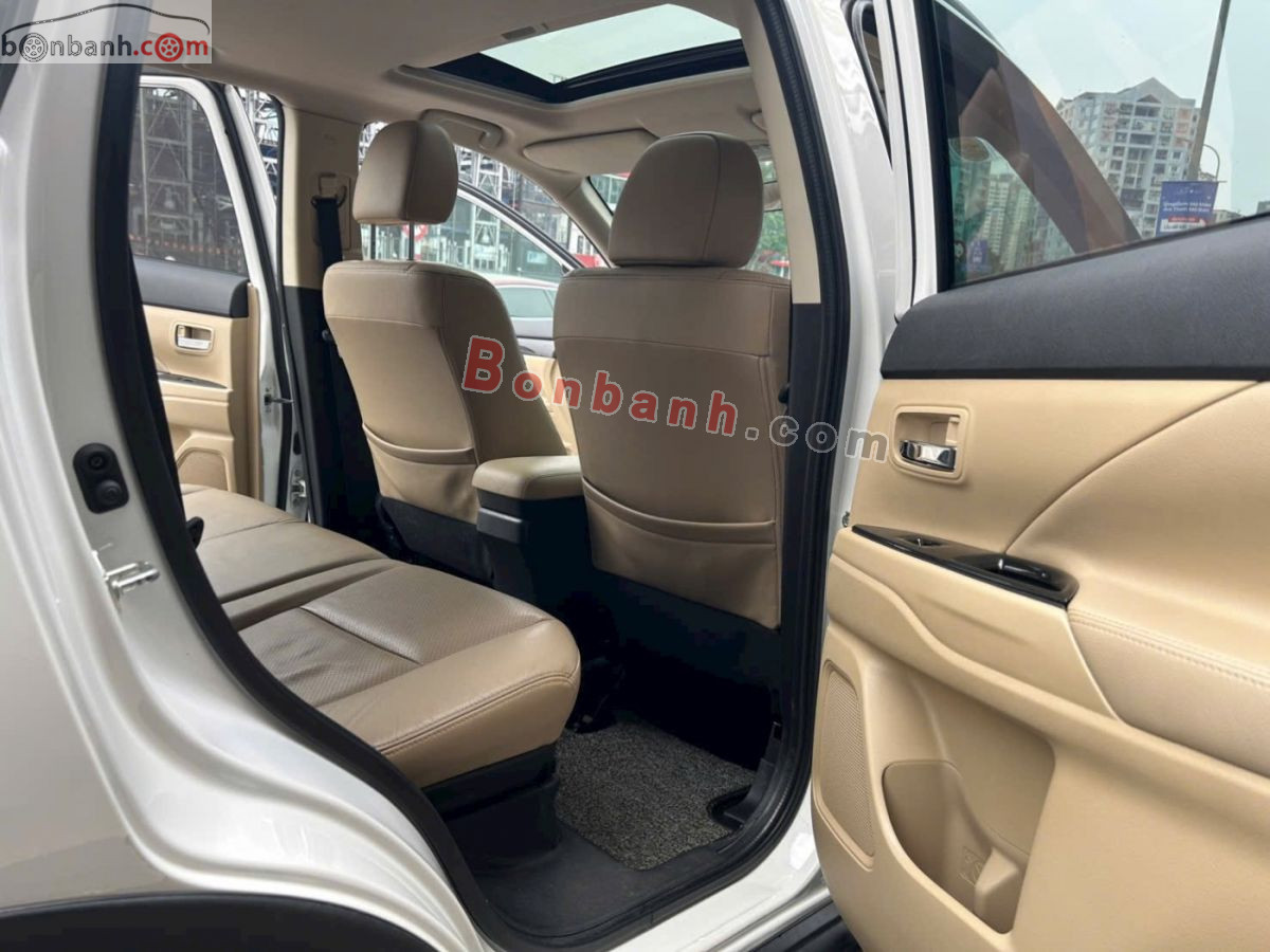 Bán ô tô Mitsubishi Outlander 2.4 CVT - 2017 - xe cũ