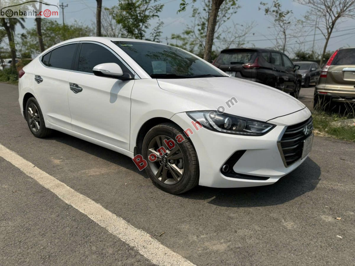 Bán ô tô Hyundai Elantra 1.6 AT - 2017 - xe cũ