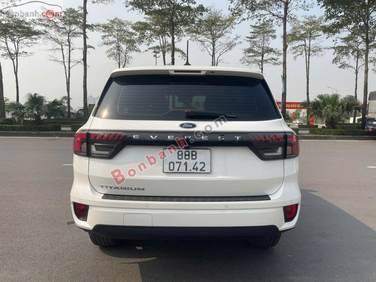 Bán ô tô Ford Everest Titanium 2.0L 4x2 AT - 2025 - xe cũ