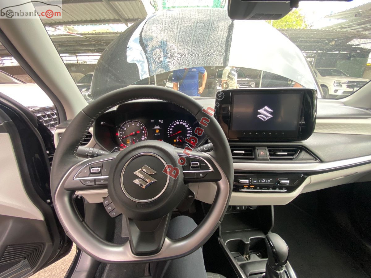 Bán ô tô Suzuki Swift 1.2 AT - 2025 - xe cũ