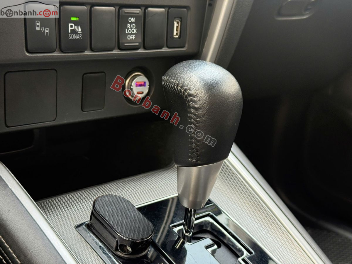 Bán ô tô Mitsubishi Triton 4x4 AT Mivec Premium - 2020 - xe cũ