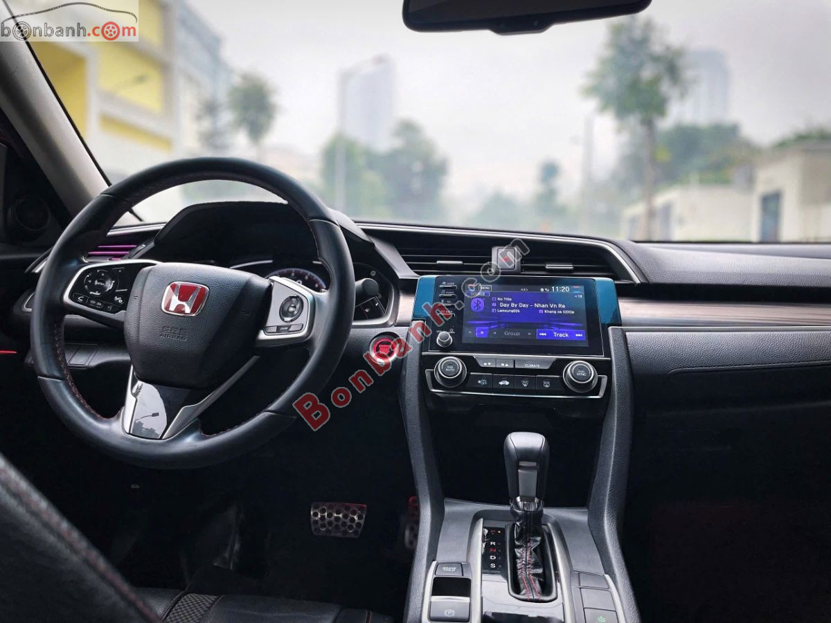 Bán ô tô Honda Civic RS 1.5 AT - 2020 - xe cũ