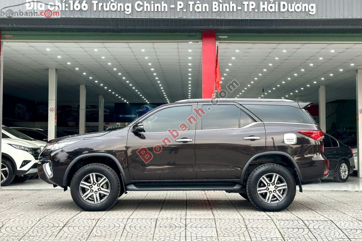Bán ô tô Toyota Fortuner 2.4G 4x2 AT - 2019 - xe cũ