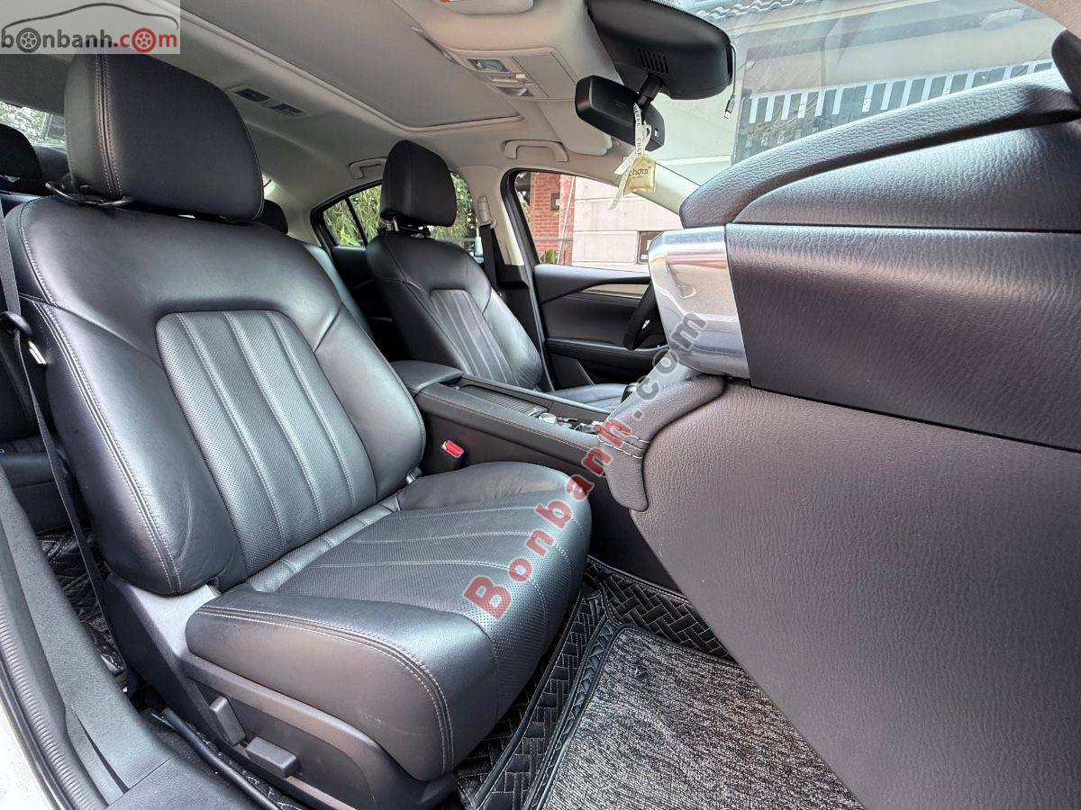 Bán ô tô Mazda 6 Premium 2.0 AT - 2020 - xe cũ