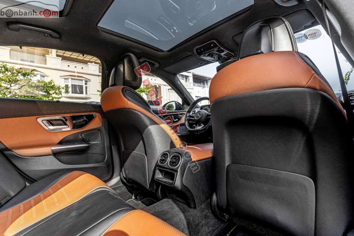 Bán ô tô Mercedes Benz C class C300 AMG - 2022 - xe cũ