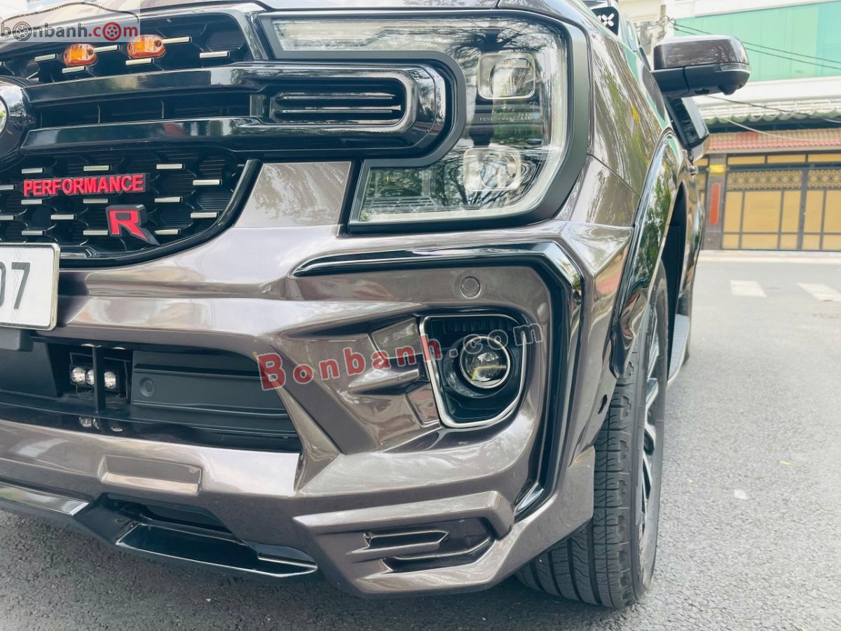 Bán ô tô Ford Everest Platinum 2.0L 4x4 AT - 2024 - xe cũ