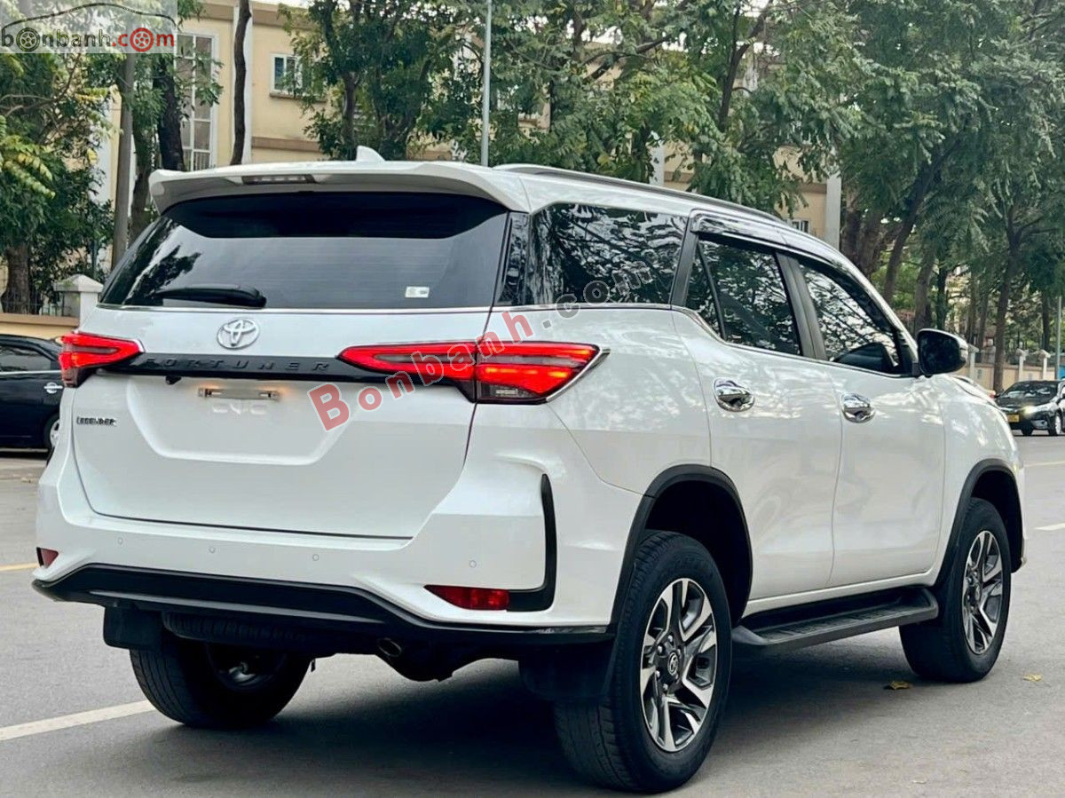 Bán ô tô Toyota Fortuner Legender 2.4L 4x2 AT - 2022 - xe cũ