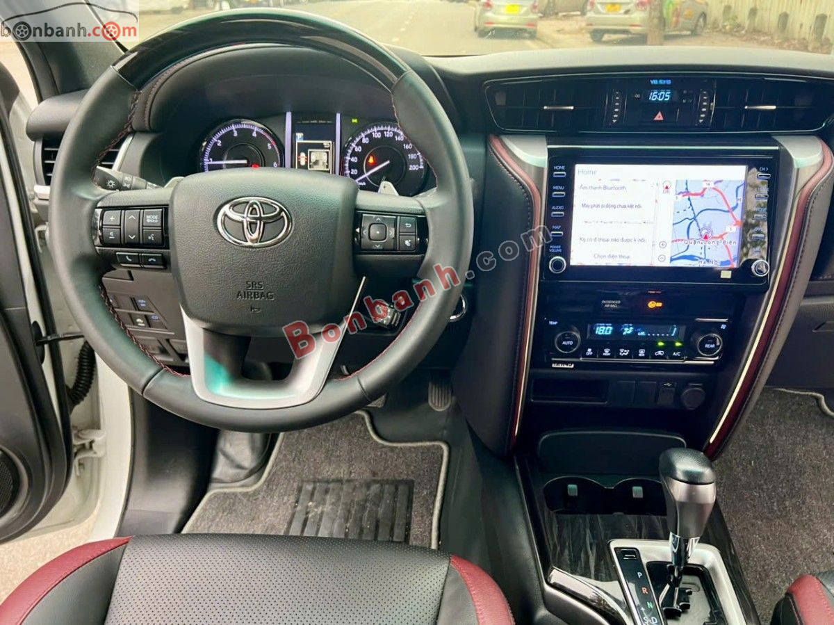 Bán ô tô Toyota Fortuner Legender 2.4L 4x2 AT - 2022 - xe cũ