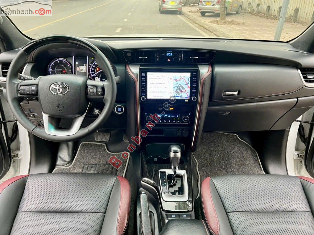 Bán ô tô Toyota Fortuner Legender 2.4L 4x2 AT - 2022 - xe cũ