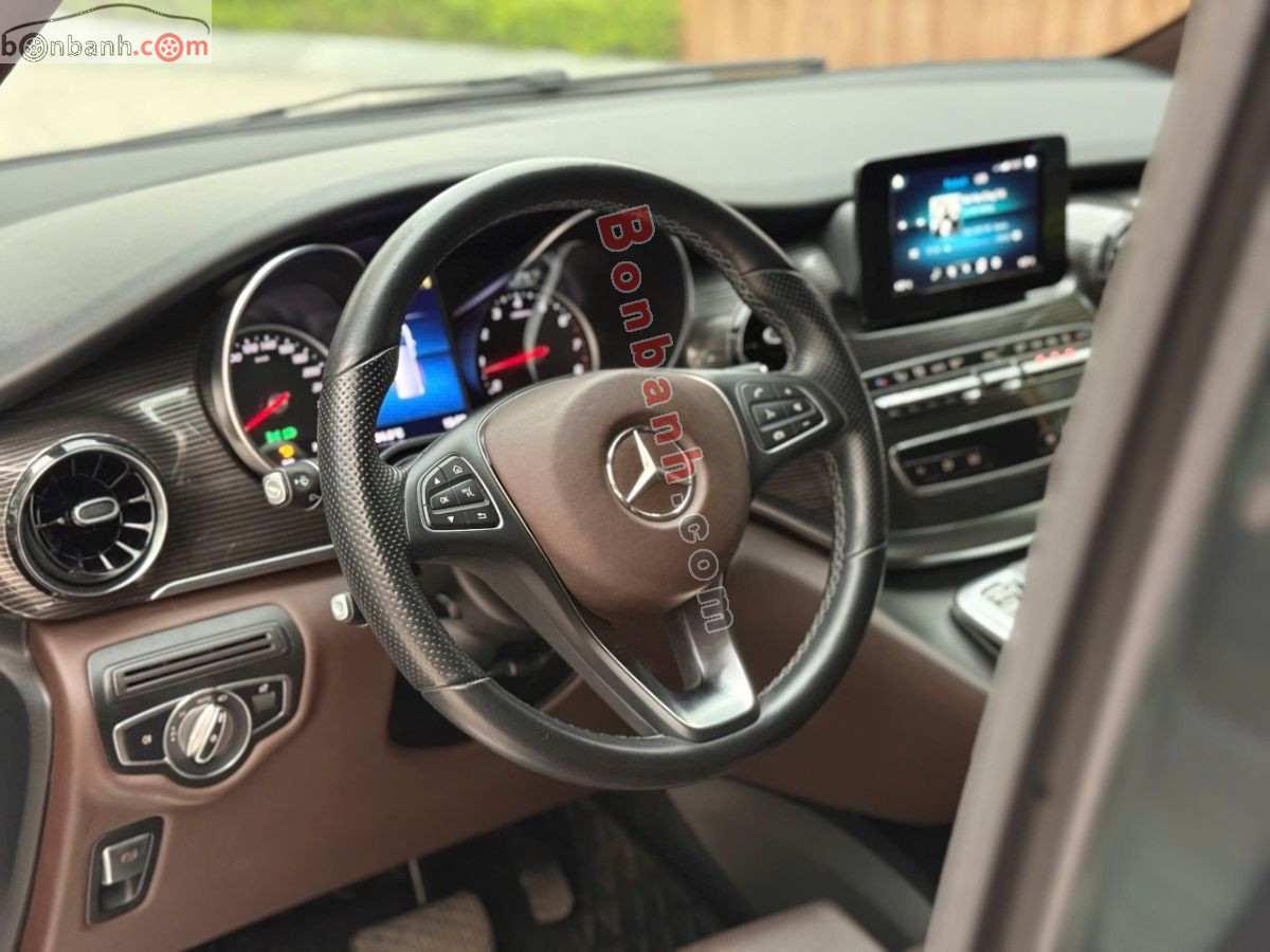 Bán ô tô Mercedes Benz V class V250 Luxury - 2022 - xe cũ