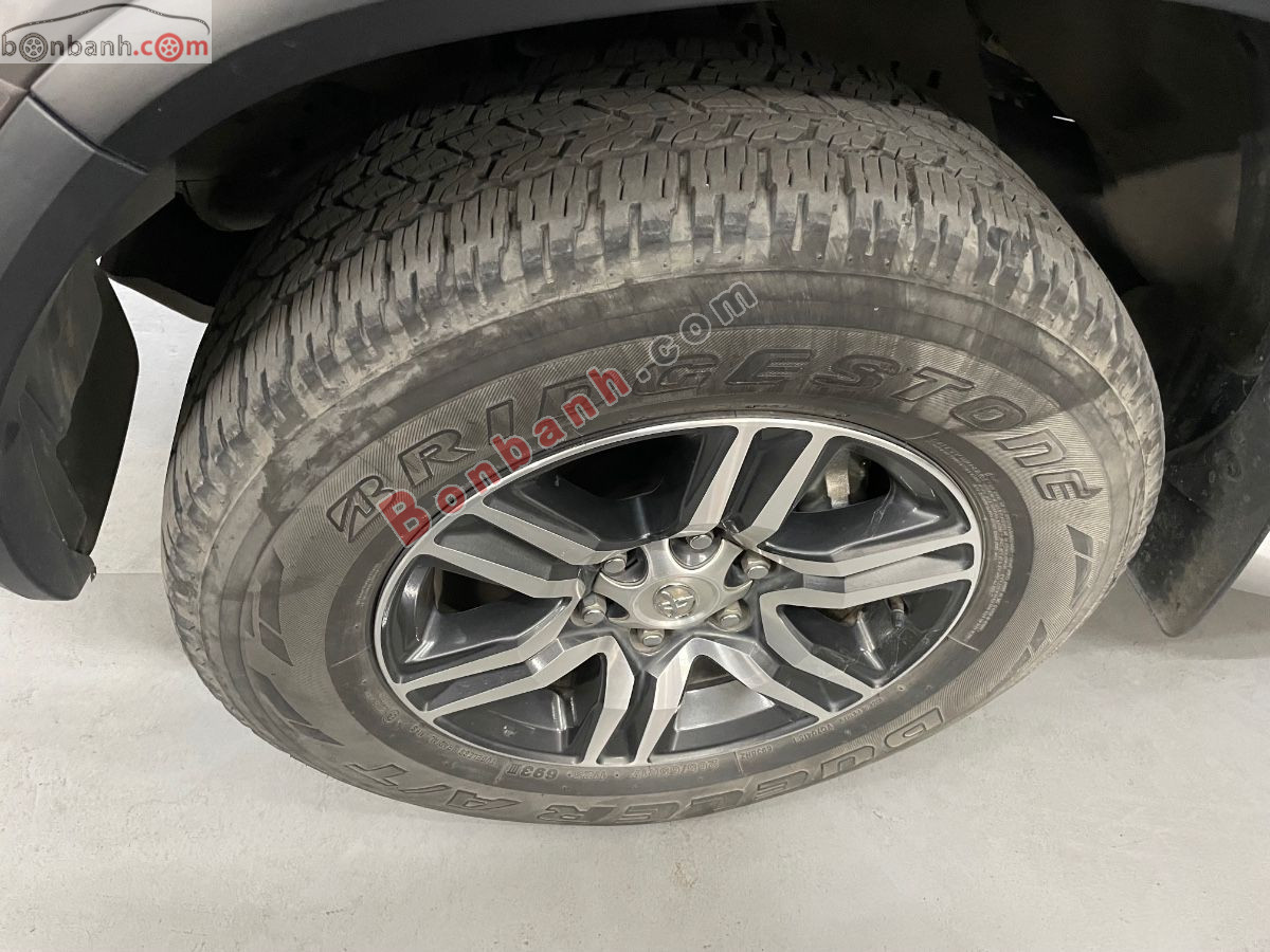Bán ô tô Toyota Fortuner 2.4L 4x2 AT - 2023 - xe cũ