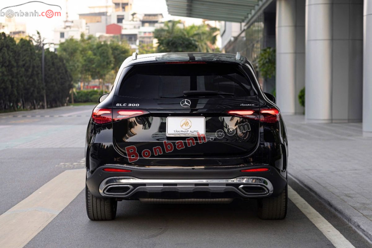 Bán ô tô Mercedes Benz GLC 300 4Matic - 2023 - xe cũ