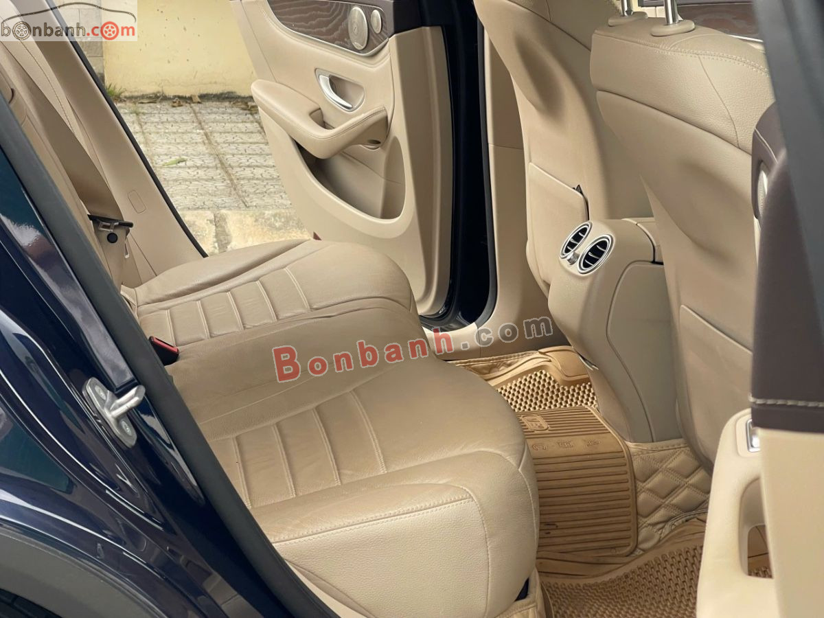 Bán ô tô Mercedes Benz GLC 200 4Matic - 2021 - xe cũ