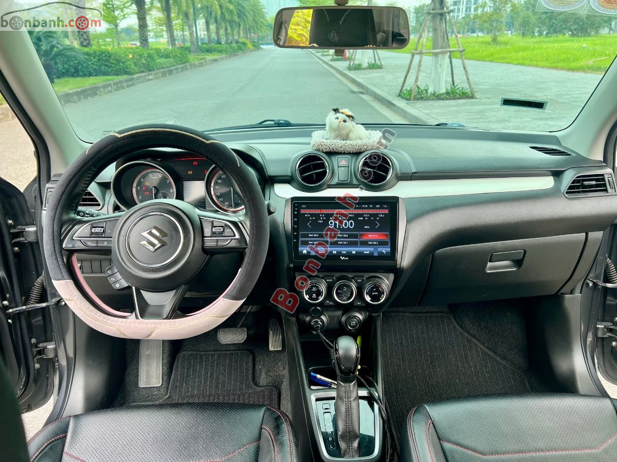 Bán ô tô Suzuki Swift GLX 1.2 AT - 2020 - xe cũ
