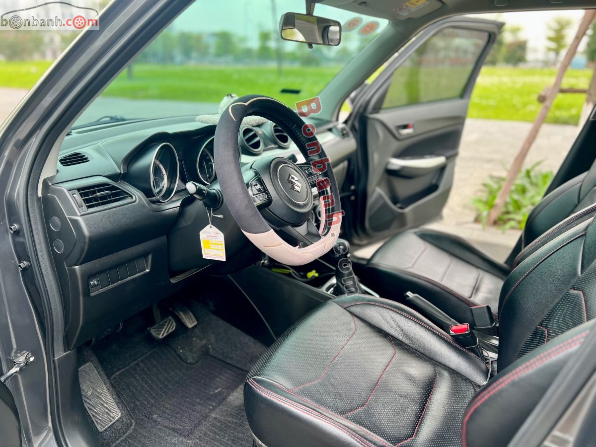 Bán ô tô Suzuki Swift GLX 1.2 AT - 2020 - xe cũ