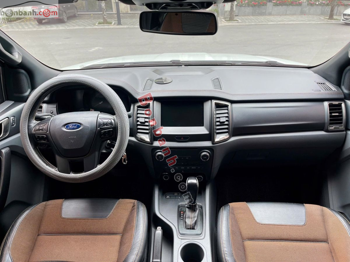 Bán ô tô Ford Ranger Wildtrak 2.2L 4x2 AT - 2015 - xe cũ