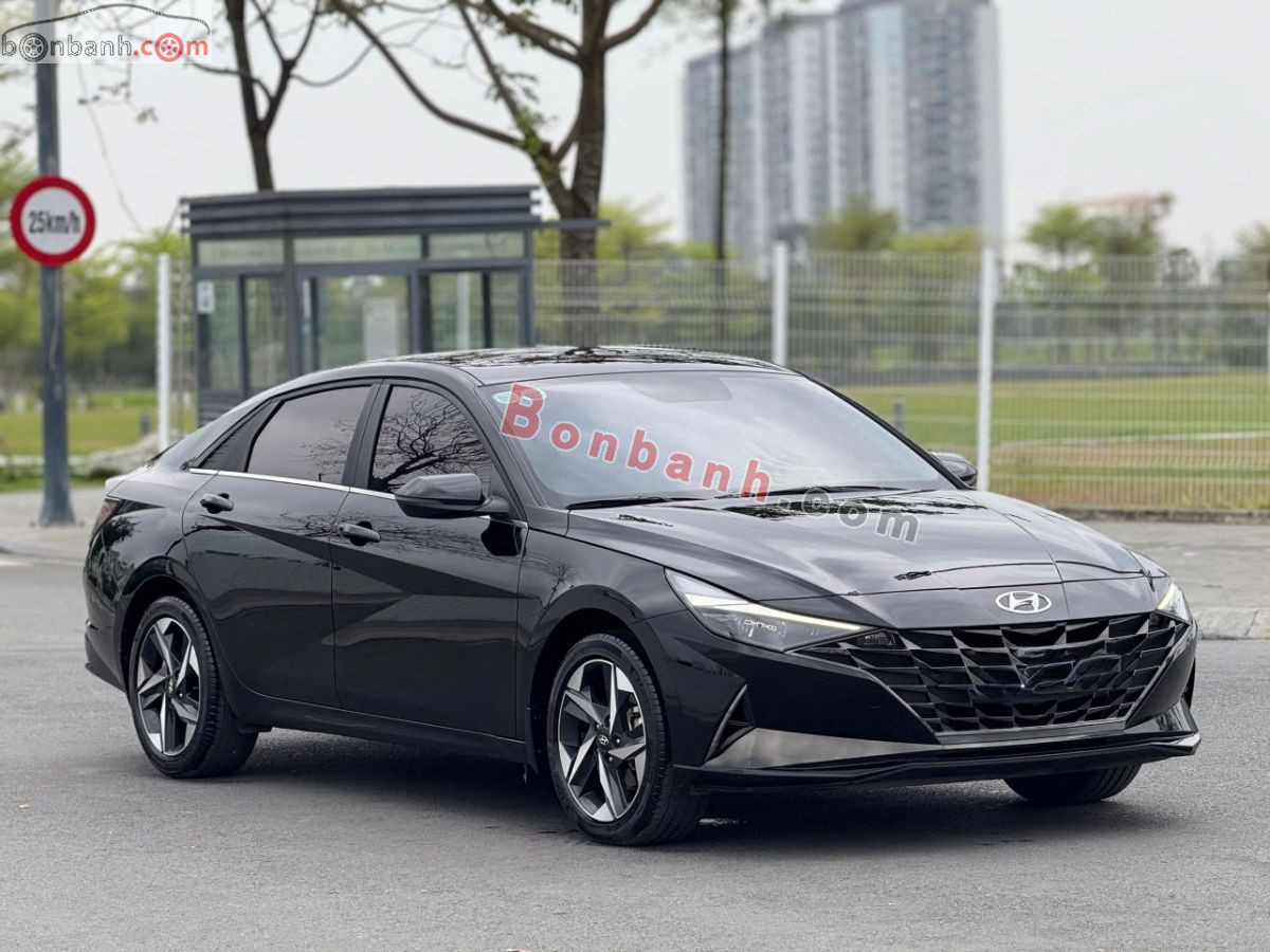 Bán ô tô Hyundai Elantra 2.0 AT Cao cấp - 2023 - xe cũ