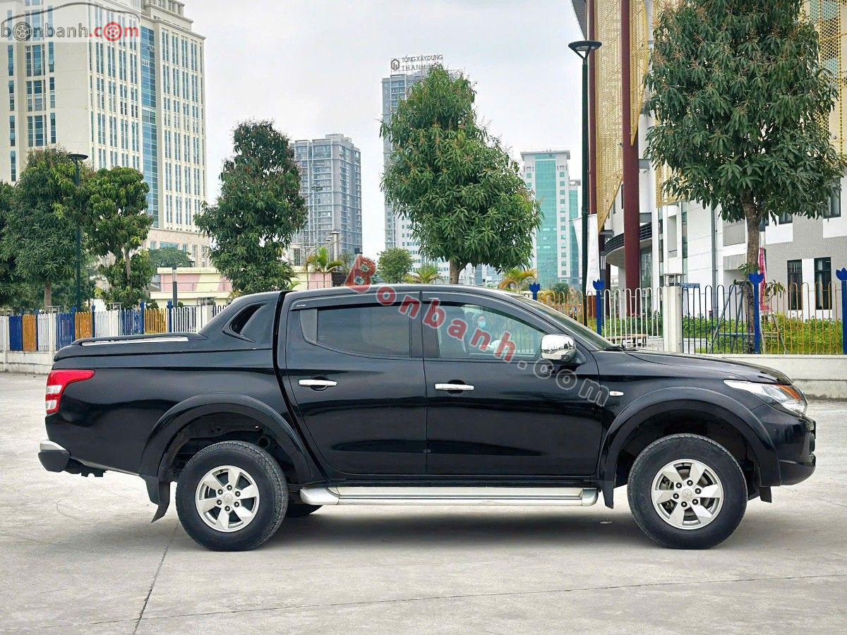 Bán ô tô Mitsubishi Triton 4x2 AT - 2018 - xe cũ