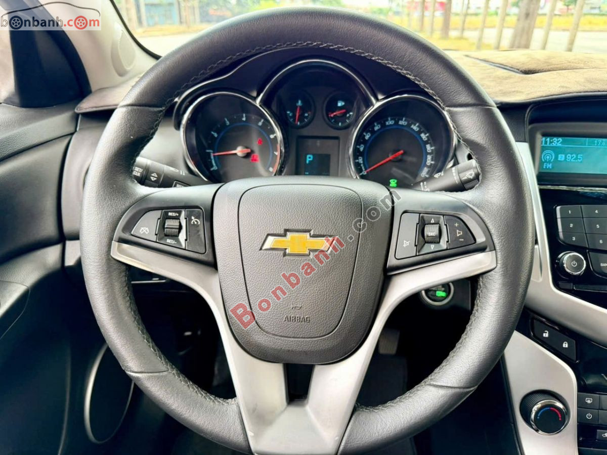 Bán ô tô Chevrolet Cruze LTZ 1.8 AT - 2015 - xe cũ