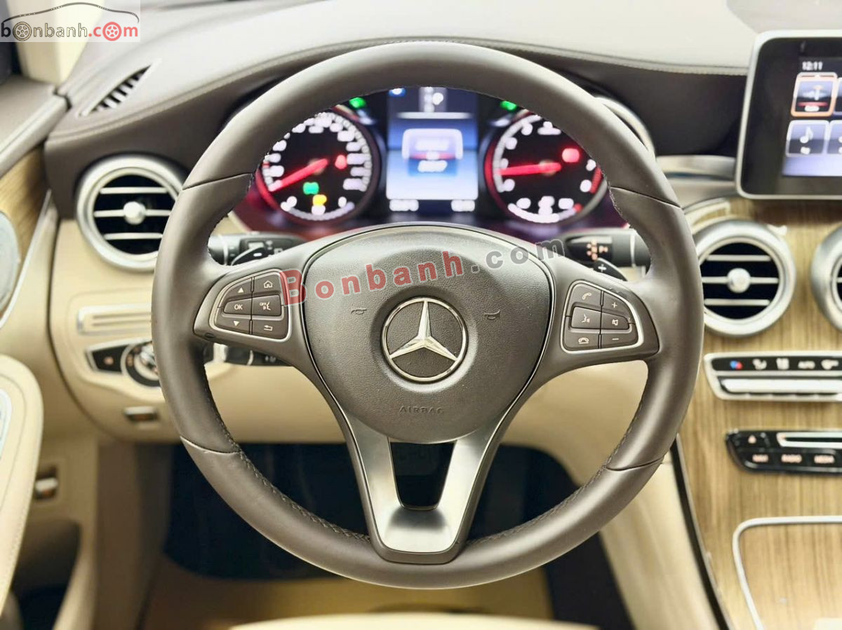 Bán ô tô Mercedes Benz GLC 250 4Matic - 2018 - xe cũ
