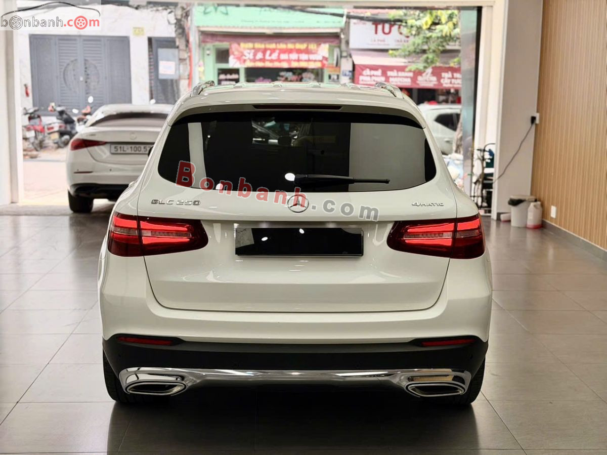 Bán ô tô Mercedes Benz GLC 250 4Matic - 2018 - xe cũ