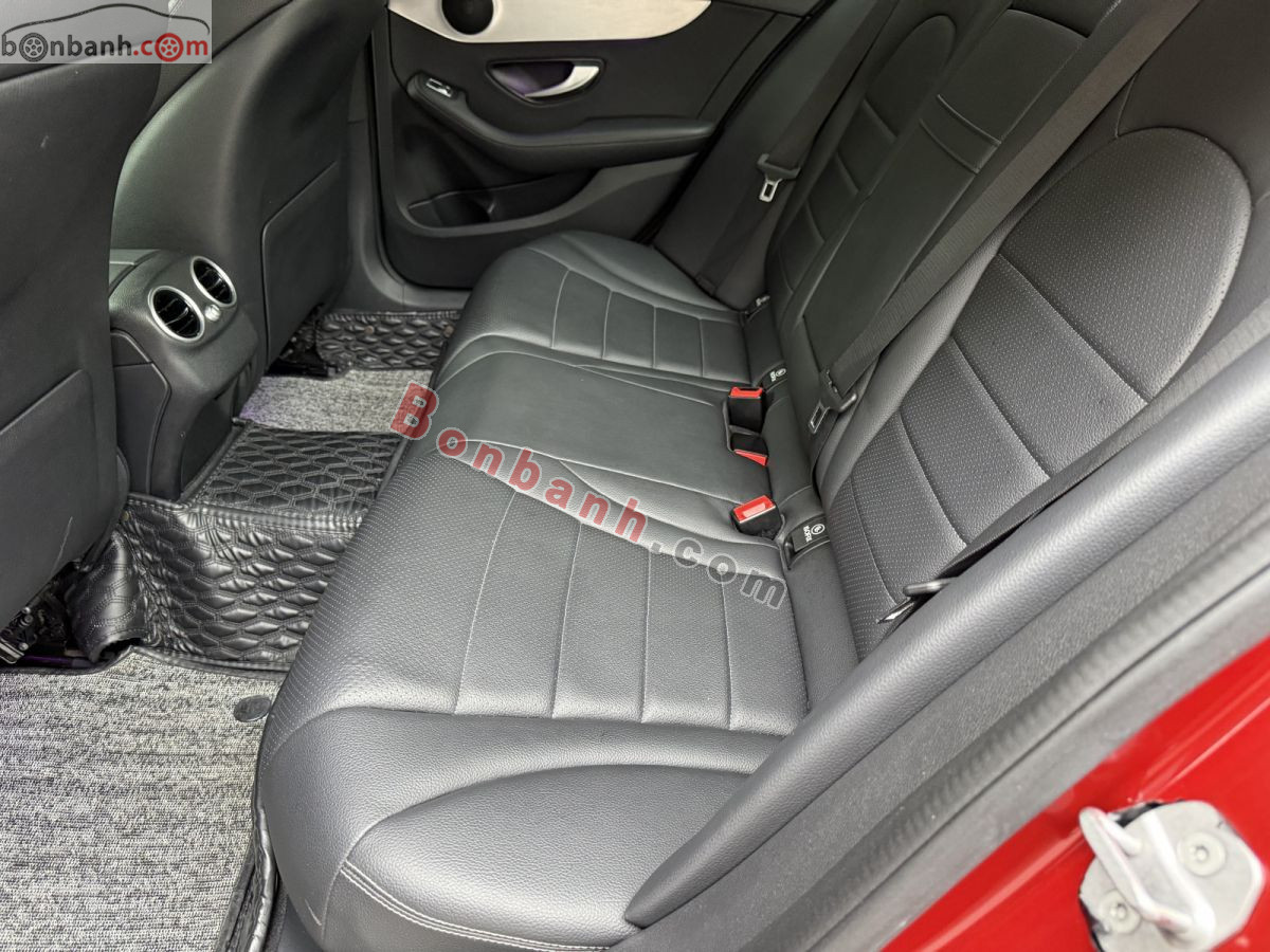 Bán ô tô Mercedes Benz C class C180 AMG - 2021 - xe cũ