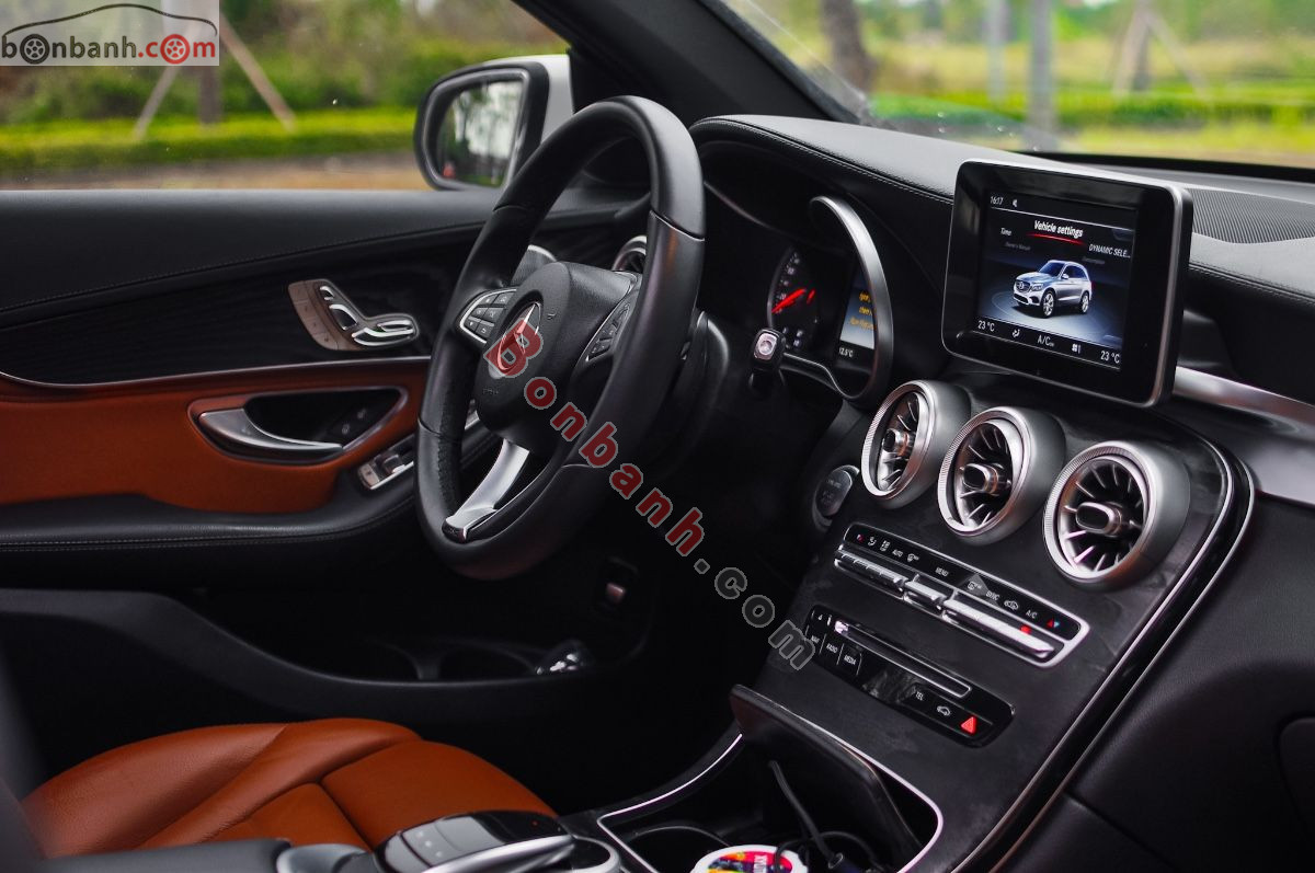 Bán ô tô Mercedes Benz GLC 300 Coupe 4Matic - 2016 - xe cũ