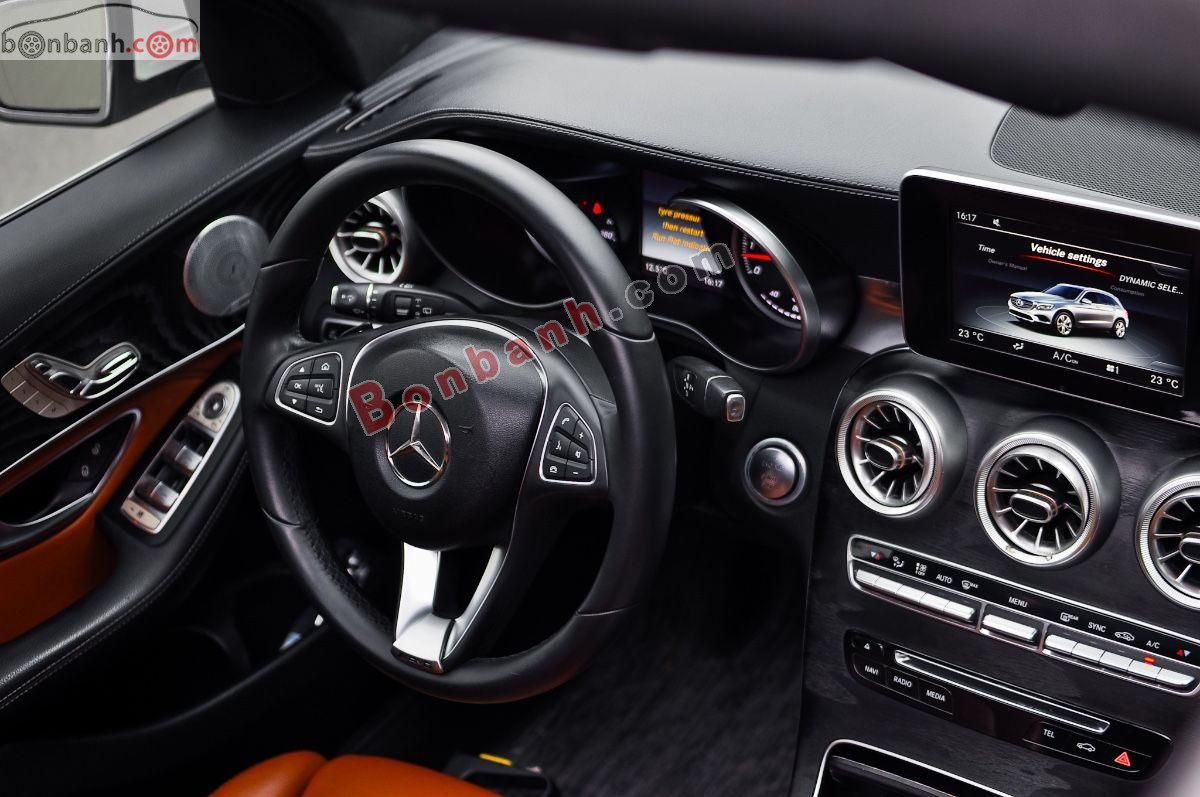 Bán ô tô Mercedes Benz GLC 300 Coupe 4Matic - 2016 - xe cũ