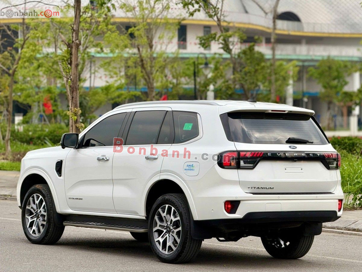 Bán ô tô Ford Everest Titanium Plus 2.0L 4x4 AT - 2024 - xe cũ