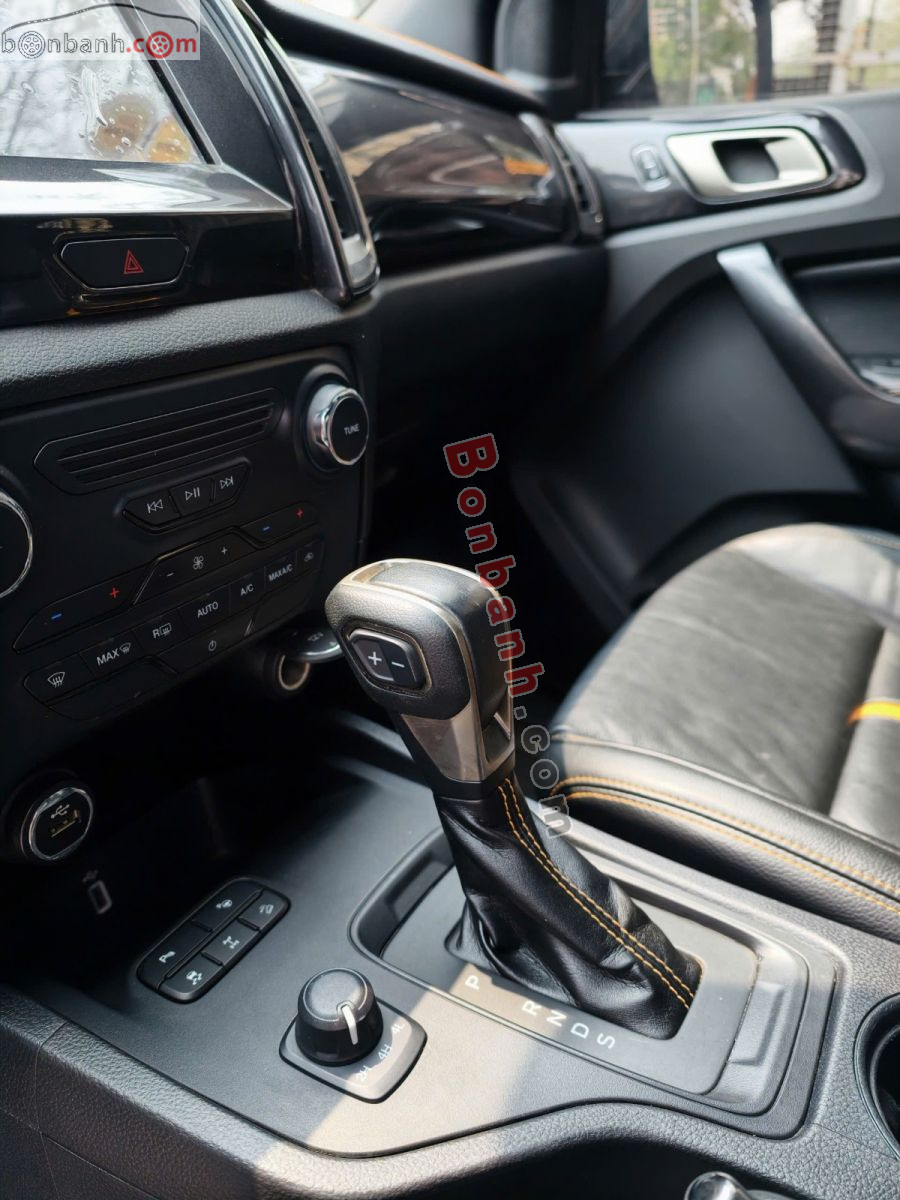 Bán ô tô Ford Ranger Wildtrak 2.0L 4x4 AT - 2022 - xe cũ