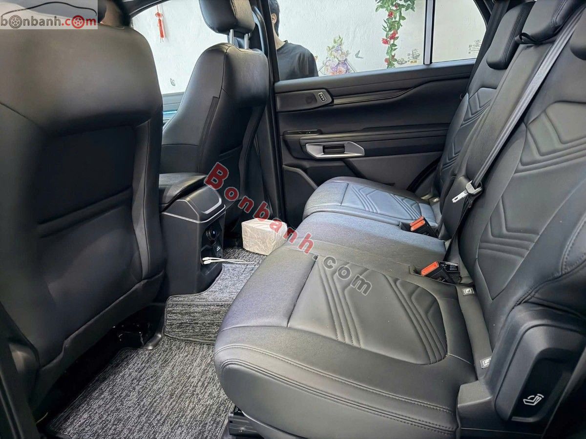 Bán ô tô Ford Everest Titanium Plus 2.0L 4x4 AT - 2025 - xe cũ