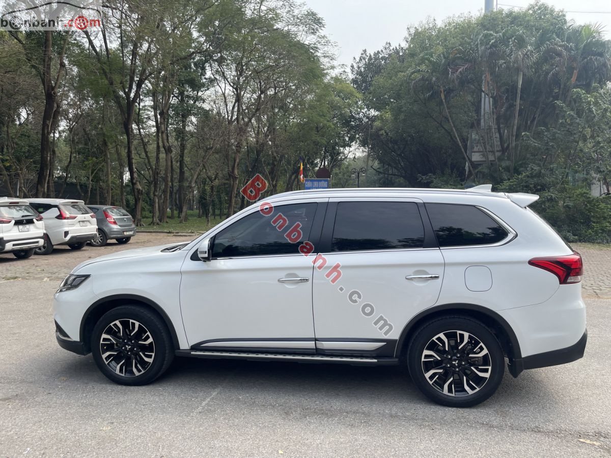 Bán ô tô Mitsubishi Outlander 2.0 CVT Premium - 2020 - xe cũ