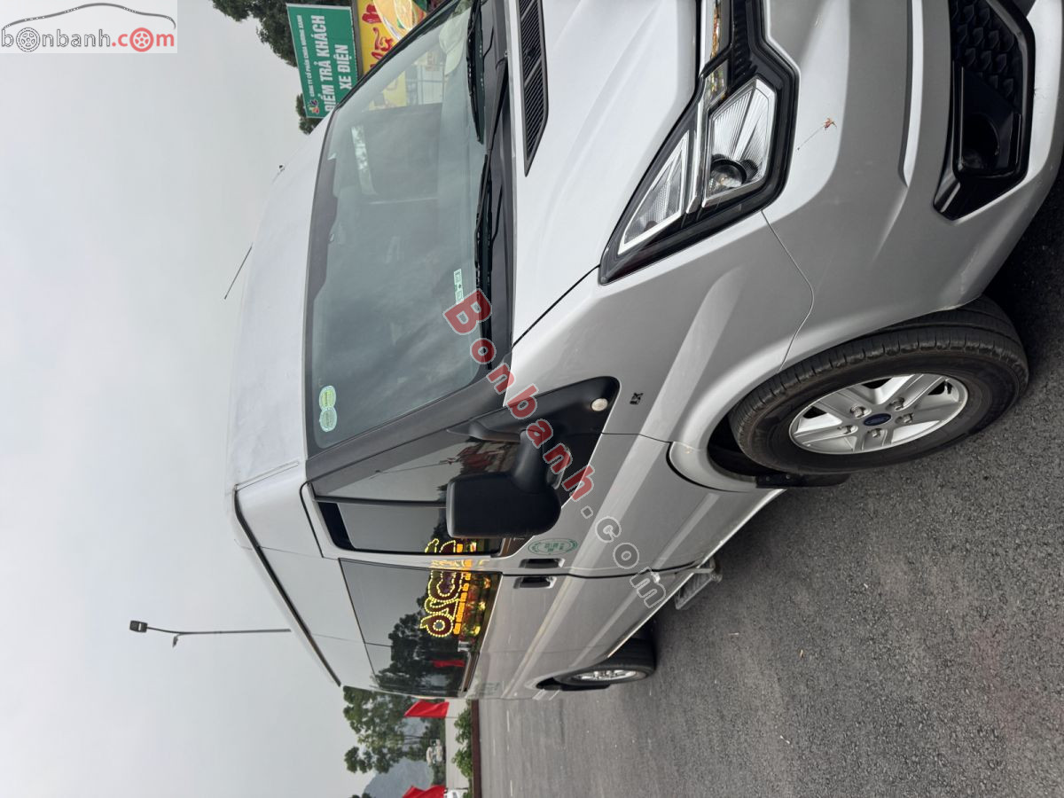 Bán ô tô Ford Transit Tiêu chuẩn - 2022 - xe cũ