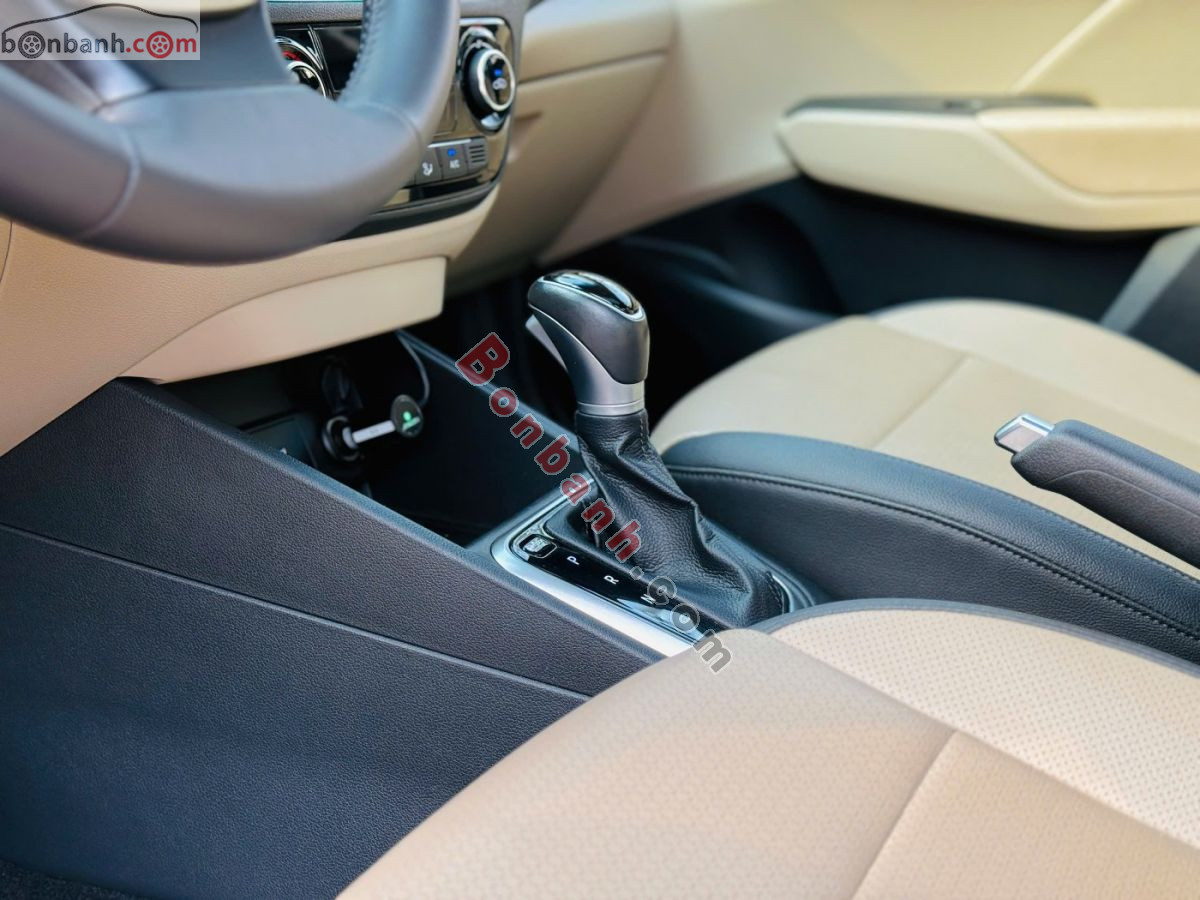 Bán ô tô Hyundai Accent 1.4 AT Đặc Biệt - 2020 - xe cũ