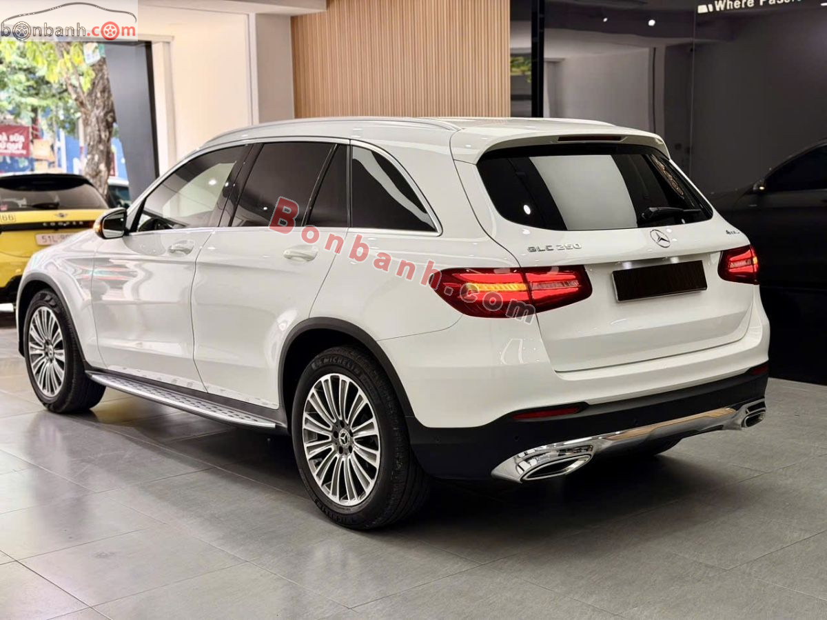 Bán ô tô Mercedes Benz GLC 250 4Matic - 2018 - xe cũ