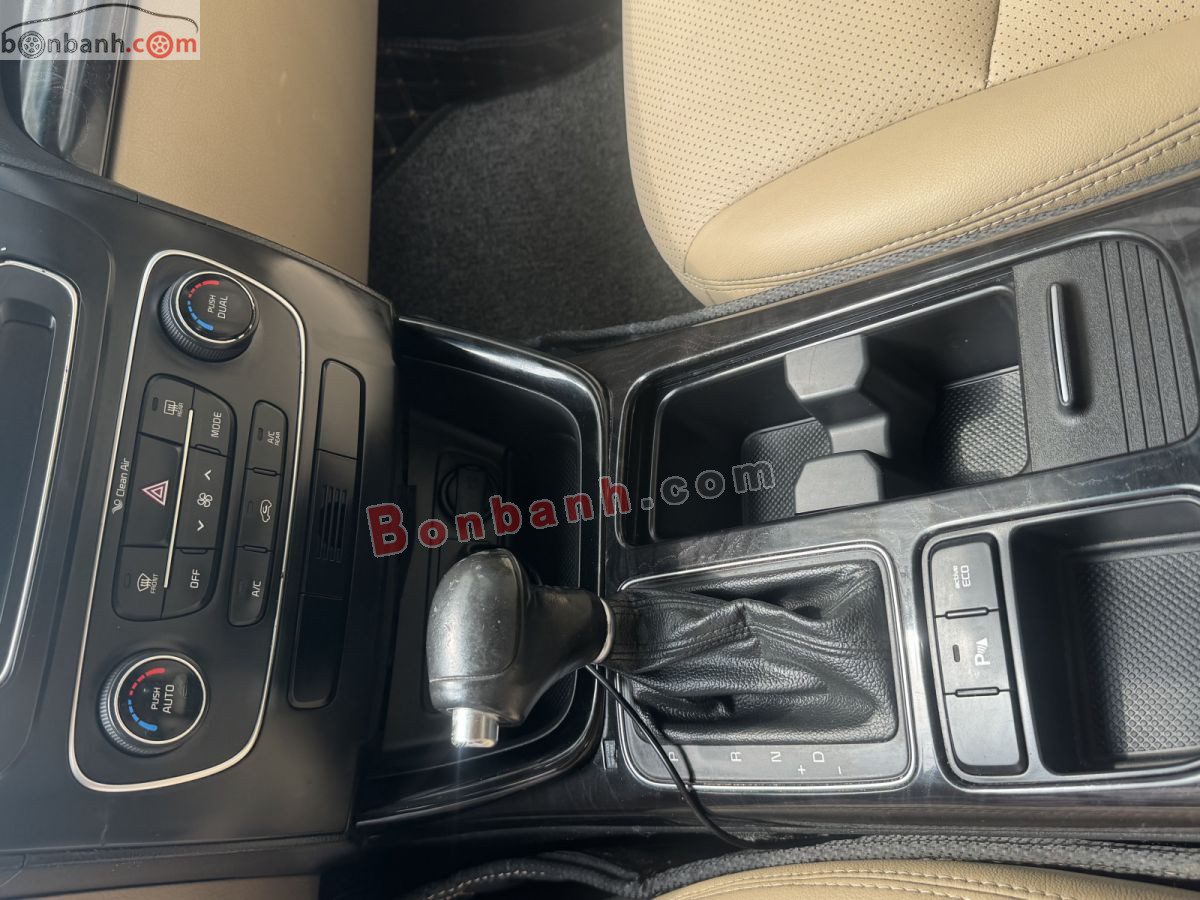 Bán ô tô Kia Sorento GAT - 2017 - xe cũ