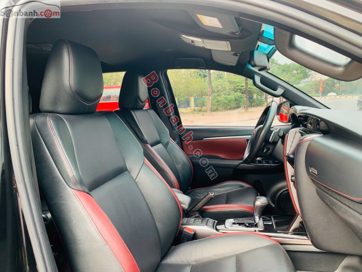 Bán ô tô Toyota Fortuner 2.4G 4x2 AT Legender - 2021 - xe cũ