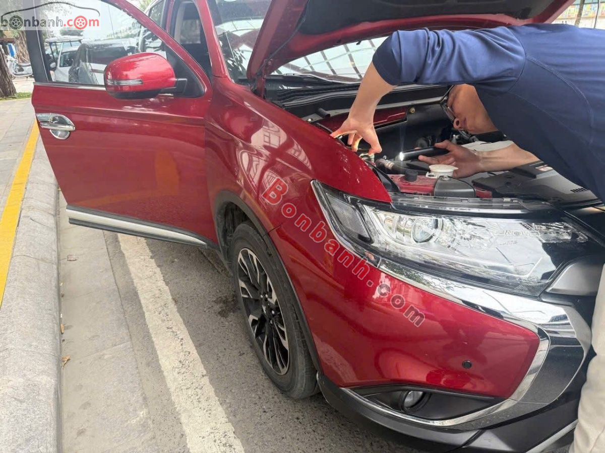 Bán ô tô Mitsubishi Outlander 2.0 CVT - 2020 - xe cũ