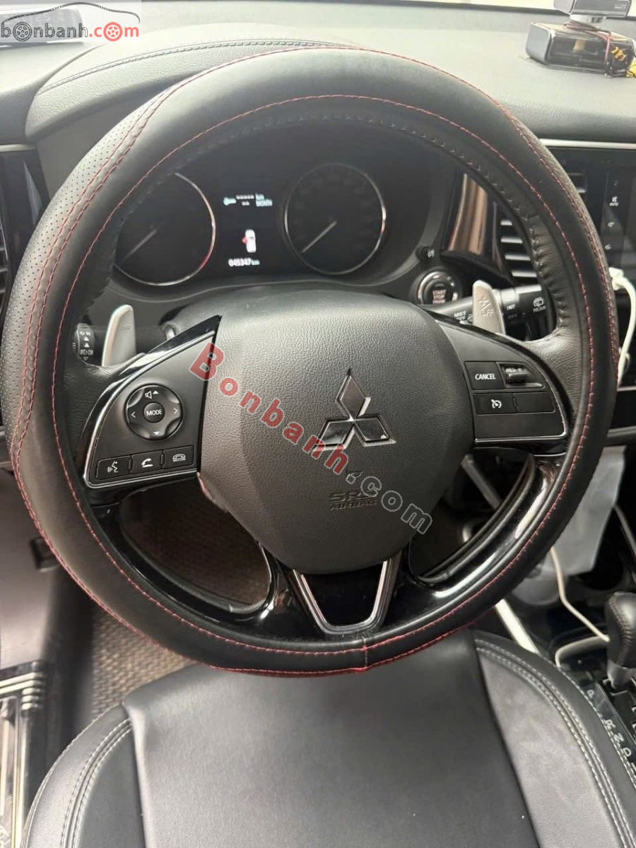 Bán ô tô Mitsubishi Outlander 2.0 CVT - 2020 - xe cũ